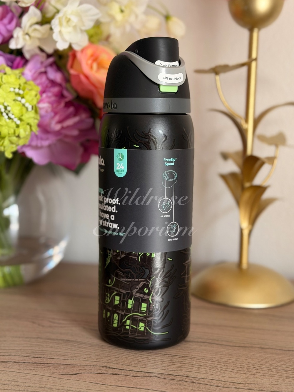 Owala Haunted Manor Halloween Glow in Dark 32OZ FreeSip Water Bottle